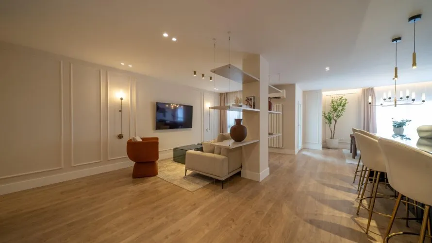 Apartamento de 3 dormitorios en Madrid, Spain No. 921 № 4