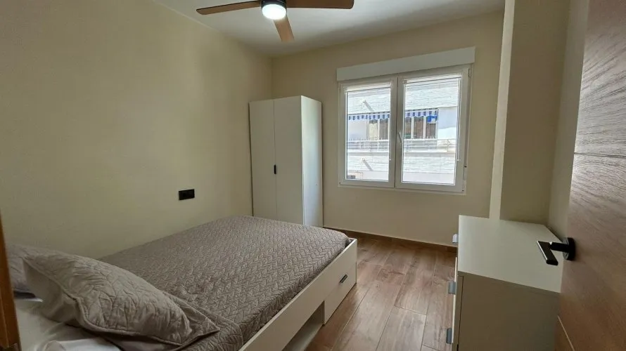 Apartamento de 3 dormitorios en Torrevieja, Spain No. 1105 № 18