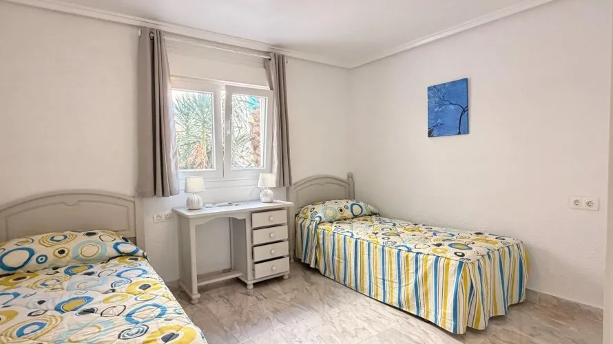 Villa de 5 dormitorios en Ciudad Quesada, Spain No. 1082 № 4