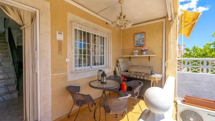 Сasa de 2 dormitorios en Torrevieja, Spain No. 864 № 25
