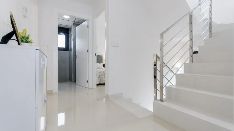 Villa de 4 dormitorios en San Miguel de Salinas, Spain No. 396 № 13