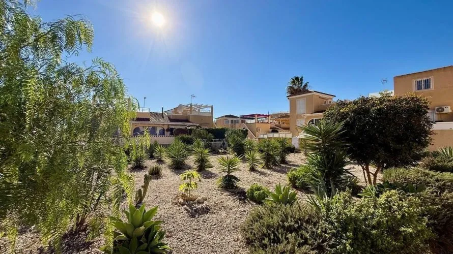 Villa de 4 dormitorios en Playa Flamenca II, Spain No. 169 № 14