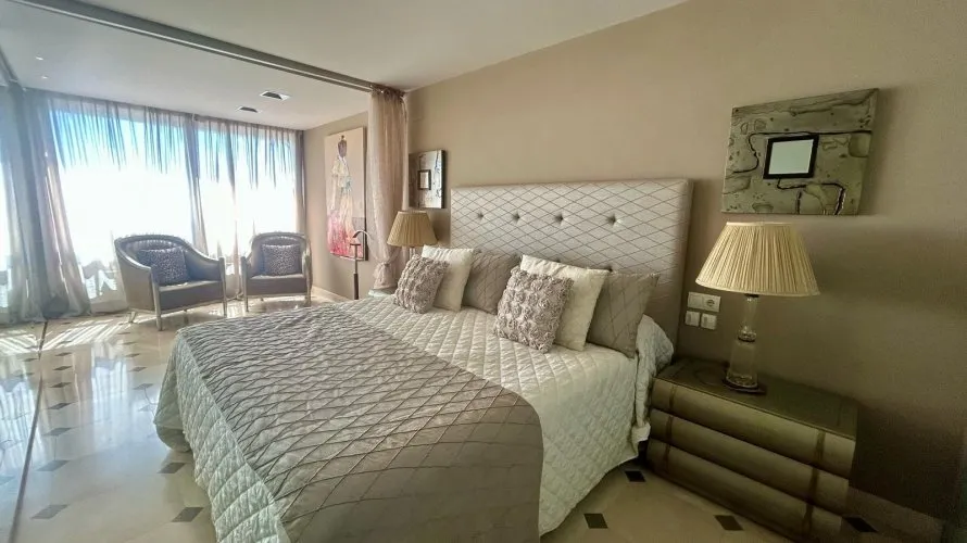 Apartamento de 3 dormitorios en Benidorm, Spain No. 695 № 7