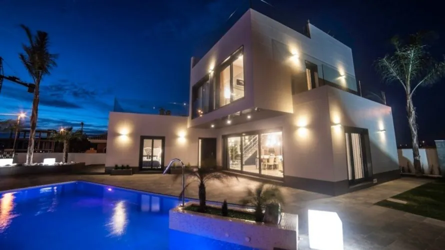 Villa de 157m² en La Zenia, Spain No. 251 № 9