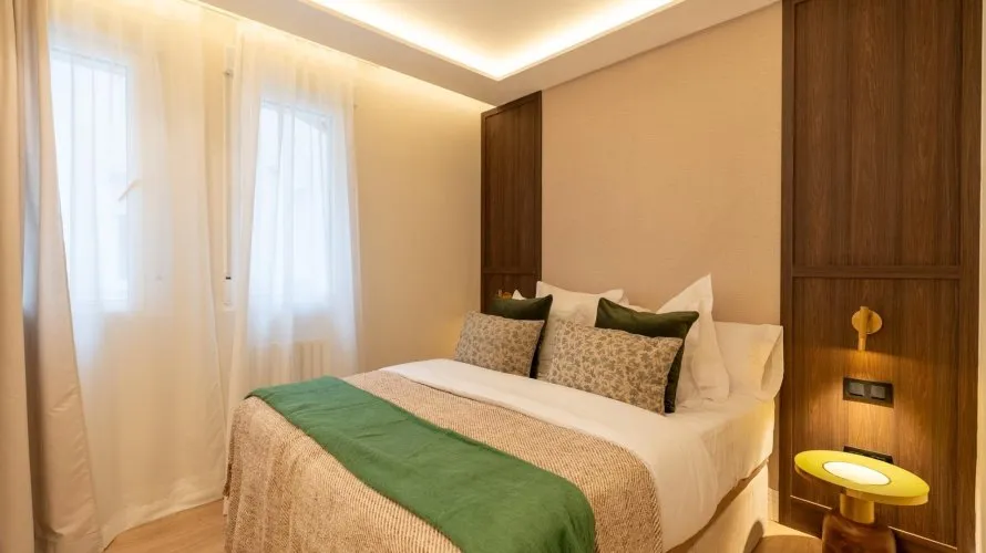 Apartamento de 3 dormitorios en Madrid, Spain No. 951 № 25