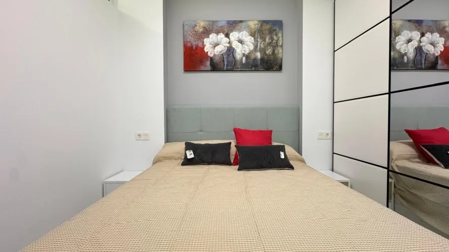 Apartamento de 2 dormitorios en Torrevieja, Spain No. 1388 № 11