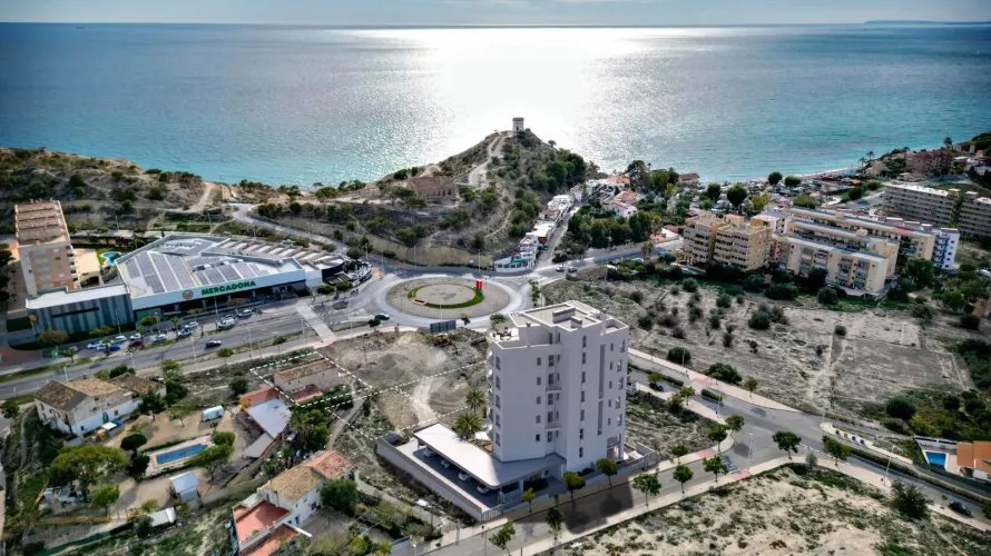Apartamento de 2 dormitorios en Villajoyosa, Spain No. 102
