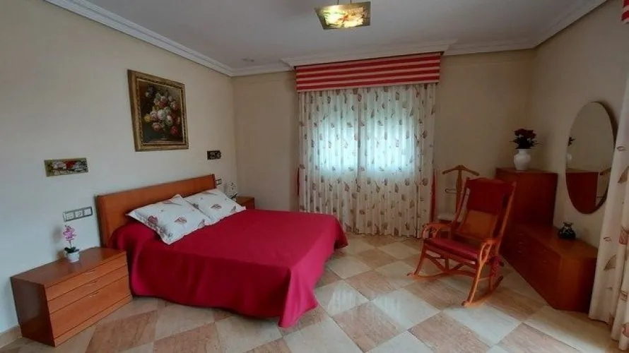Villa de 5 dormitorios en La Veleta, Spain No. 334 № 7