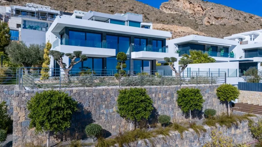 Villa de 7 dormitorios en Finestrat, Spain No. 703 № 27