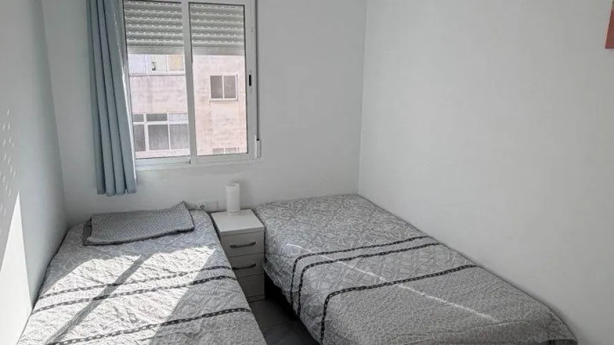 Apartamento de 3 dormitorios en Torrevieja, Spain No. 953 № 23