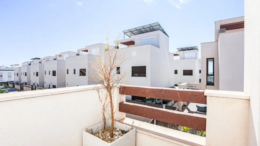 Villa de 101m² en Ciudad Quesada, Spain No. 1063 № 25
