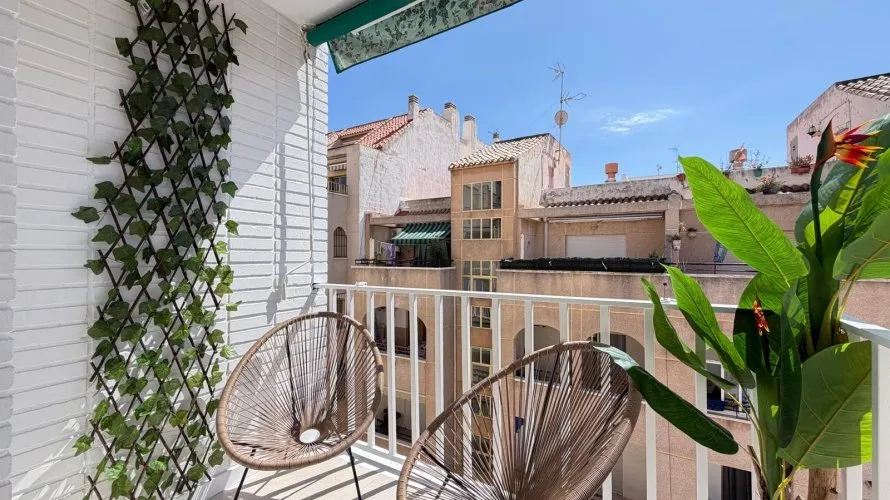 Ático de 3 dormitorios en Torrevieja, Spain No. 1053 № 15