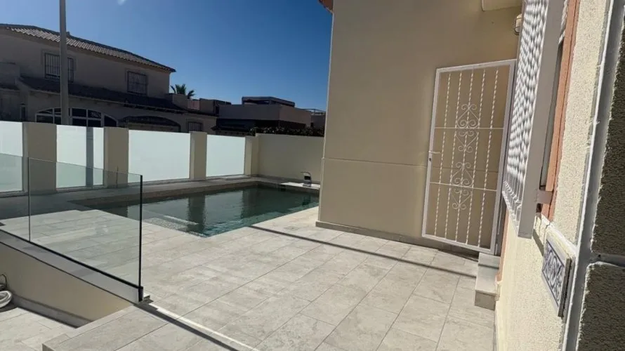 Villa de 2 dormitorios en Torreblanca, Spain No. 138 № 12