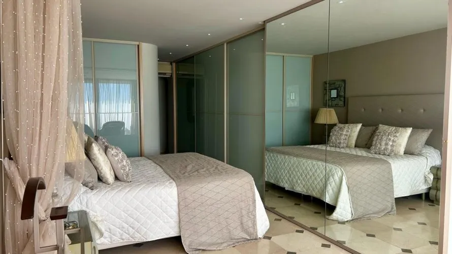 Apartamento de 3 dormitorios en Benidorm, Spain No. 695 № 11