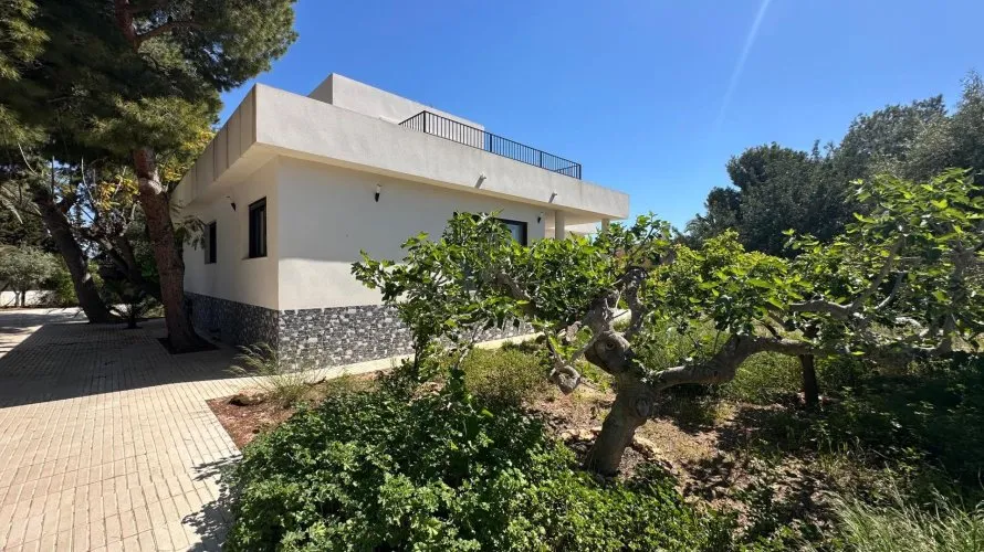 Villa de 5 dormitorios en San Vicente del Raspeig, Spain No. 1106 № 16