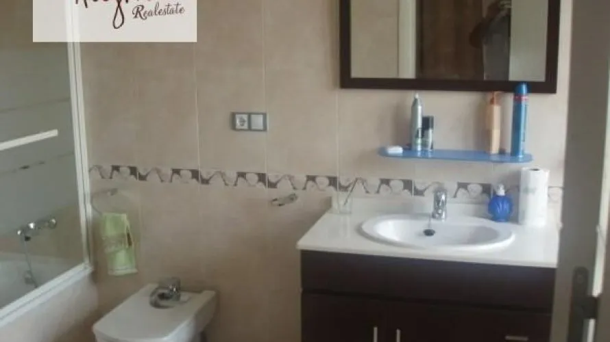 Apartamento de 4 dormitorios en L'Eliana, Spain No. 1313 № 9