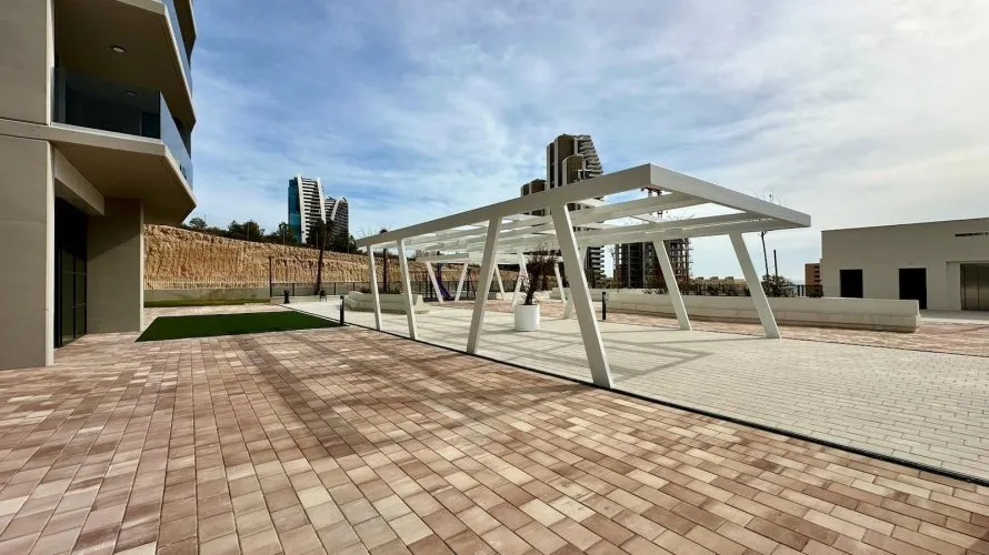 Apartamento de 2 dormitorios en Benidorm, Spain No. 525 № 21