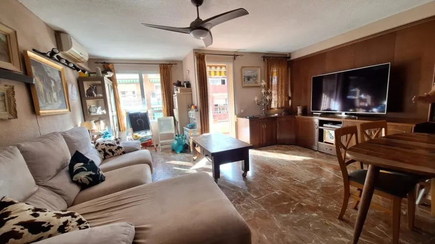 Apartamento de 3 dormitorios en Alicante, Spain No. 162 № 27