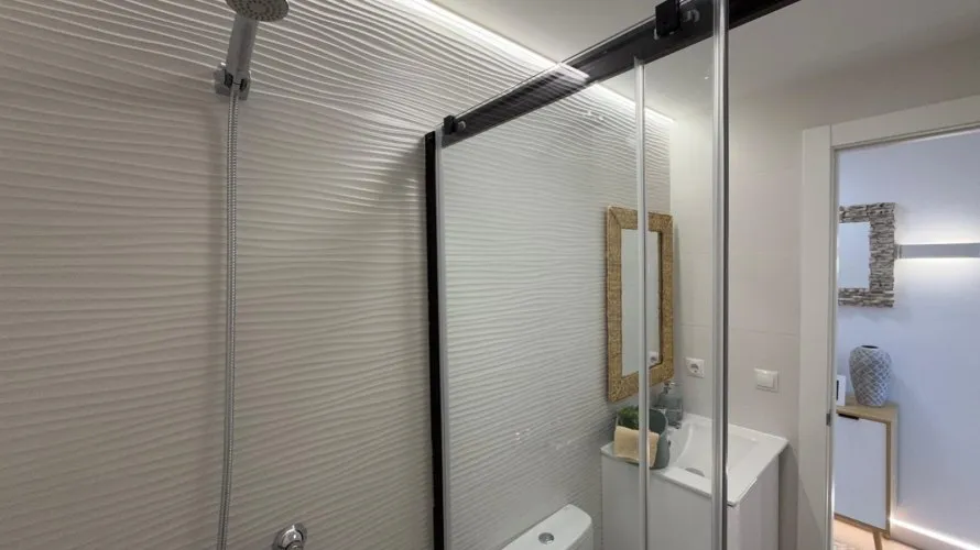 Apartamento de 3 dormitorios en Torrevieja, Spain No. 231 № 14