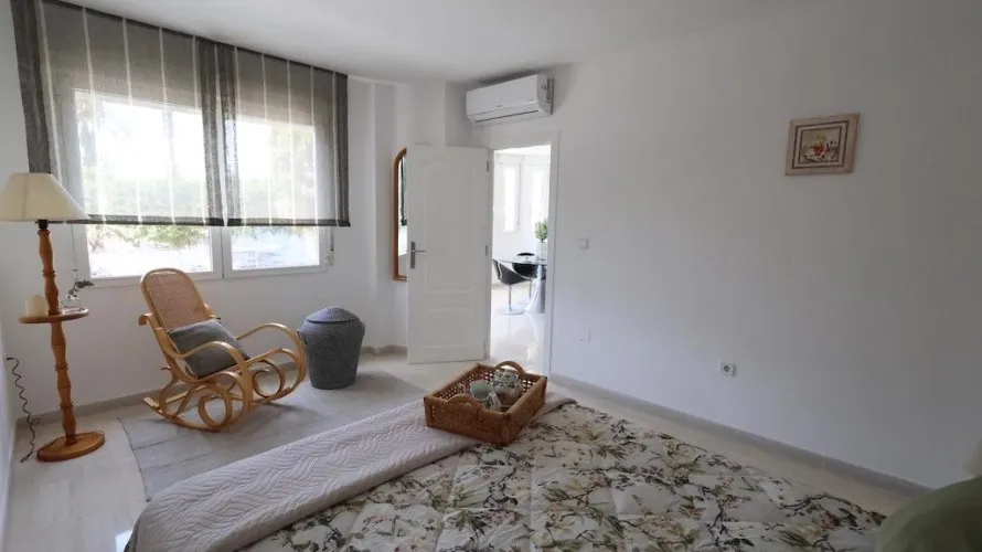Apartamento de 3 dormitorios en Torrevieja, Spain No. 594 № 18