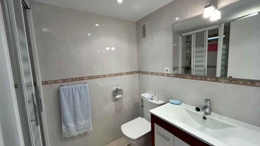 Apartamento de 1 dormitorio en Benidorm, Spain No. 860 № 11