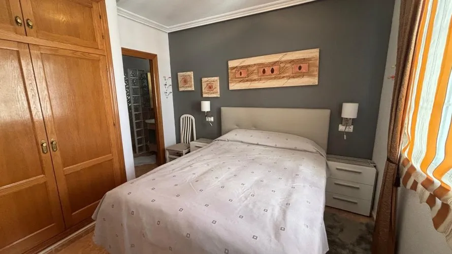 Apartamento de 1 dormitorio en Torrevieja, Spain No. 86 № 12