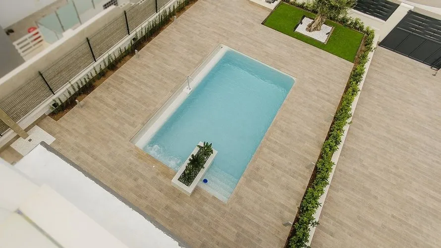 Villa de 4 dormitorios en Playa Honda, Spain No. 280 № 1
