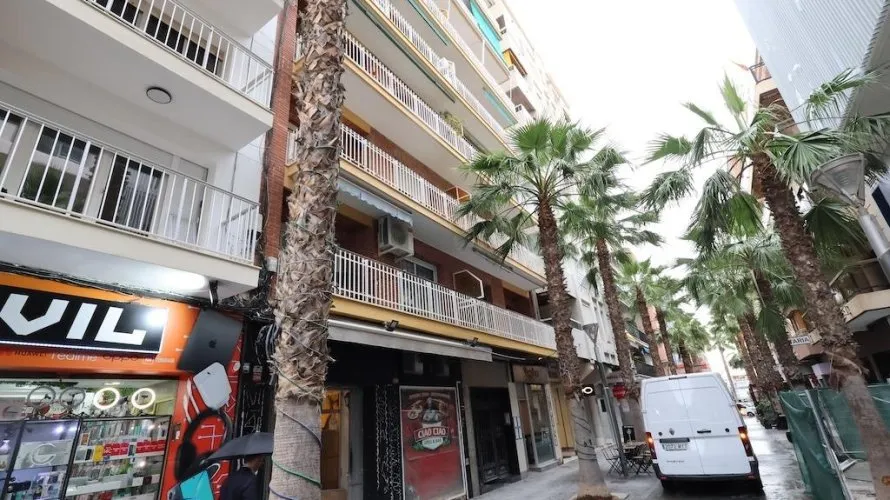 Apartamento de 4 dormitorios en Torrevieja, Spain No. 1334 № 13
