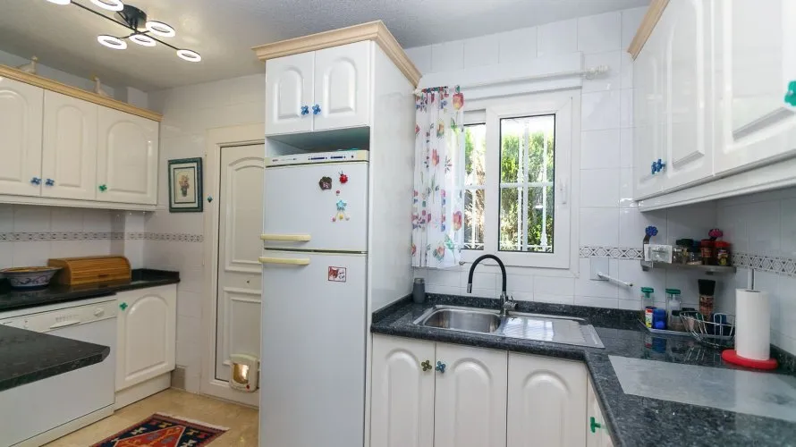Villa de 194m² en Alicante, Spain No. 1360 № 18