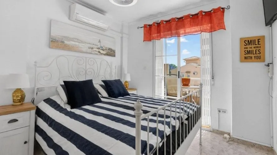 Сasa de 2 dormitorios en Torrevieja, Spain No. 864 № 13