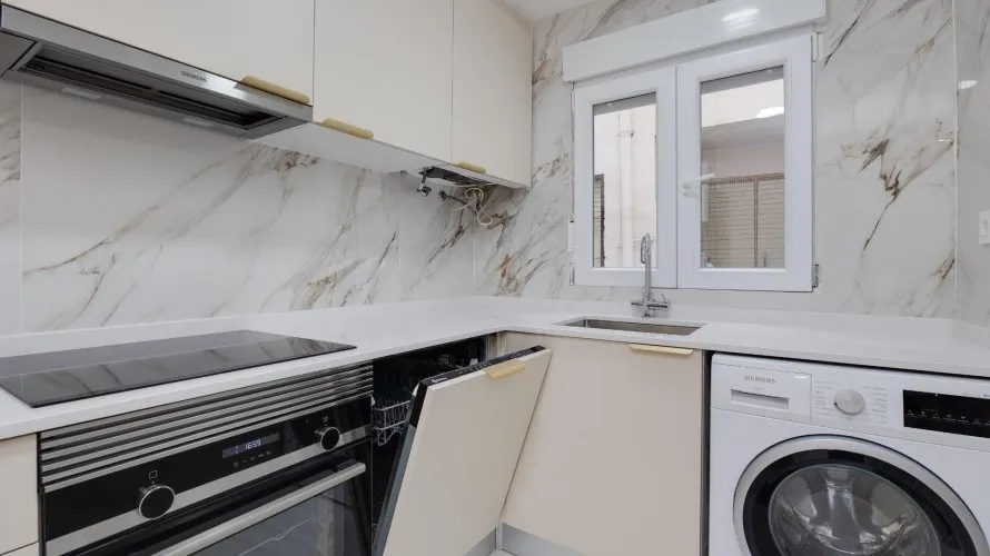 Apartamento de 3 dormitorios en Torrevieja, Spain No. 903 № 19