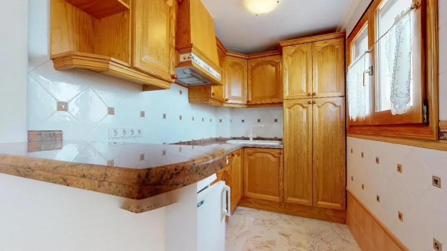 Villa de 7 dormitorios en Maryvilla, Spain No. 397 № 5