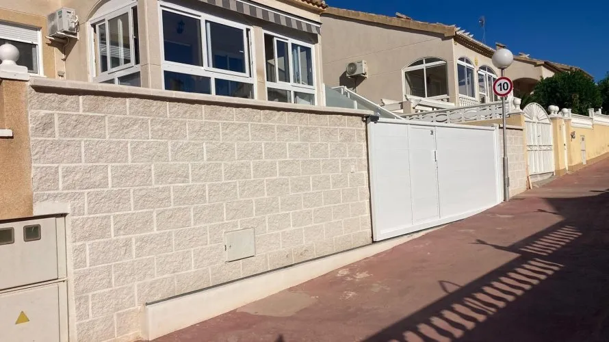 Сasa de 2 dormitorios en La Florida, Spain No. 1160 № 28