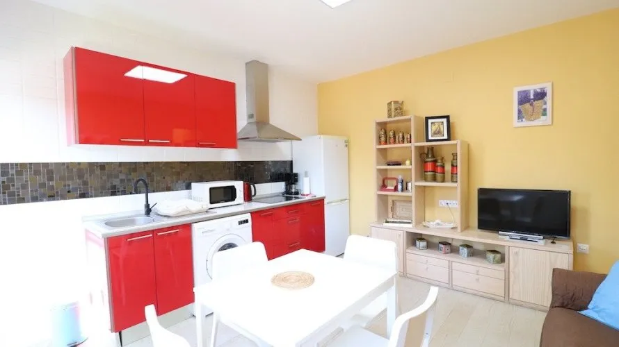 Apartamento de 5 dormitorios en El Chaparral, Spain No. 562 № 2