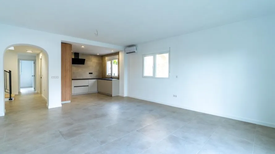 Apartamento de 3 dormitorios en El Campello, Spain No. 237 № 11