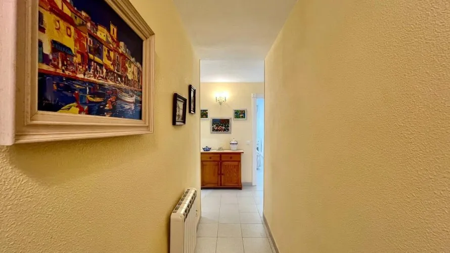 Apartamento de 3 dormitorios en Torrevieja, Spain No. 994 № 27