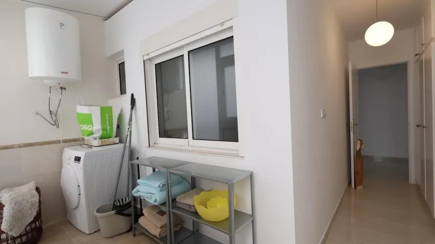 Apartamento de 3 dormitorios en Torrevieja, Spain No. 594 № 21