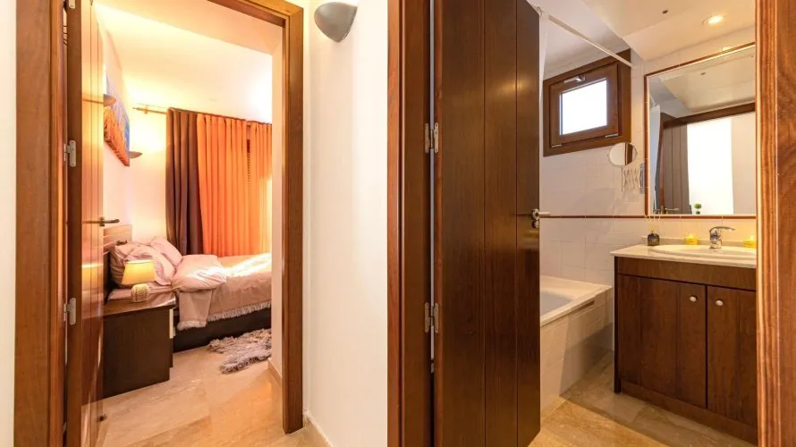 Apartamento de 2 dormitorios en Torrevieja, Spain No. 541 № 23
