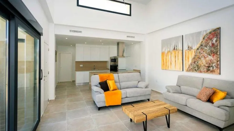 Villa de 3 dormitorios en Daya Nueva, Spain No. 275 № 2