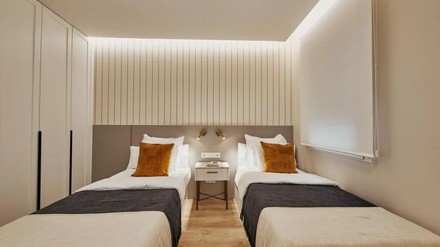 Apartamento de 3 dormitorios en Madrid, Spain No. 1167 № 1