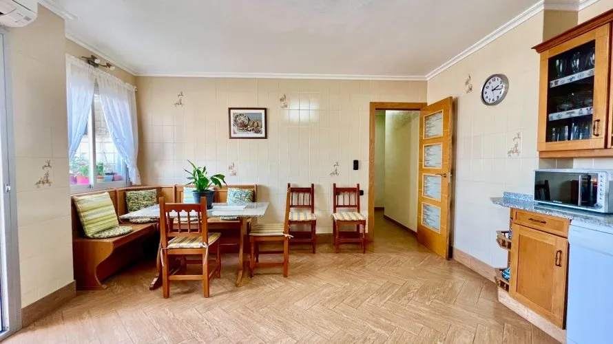 Apartamento de 3 dormitorios en Torrevieja, Spain No. 156 № 28