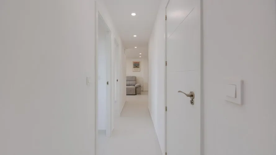 Apartamento de 3 dormitorios en Torrevieja, Spain No. 903 № 28