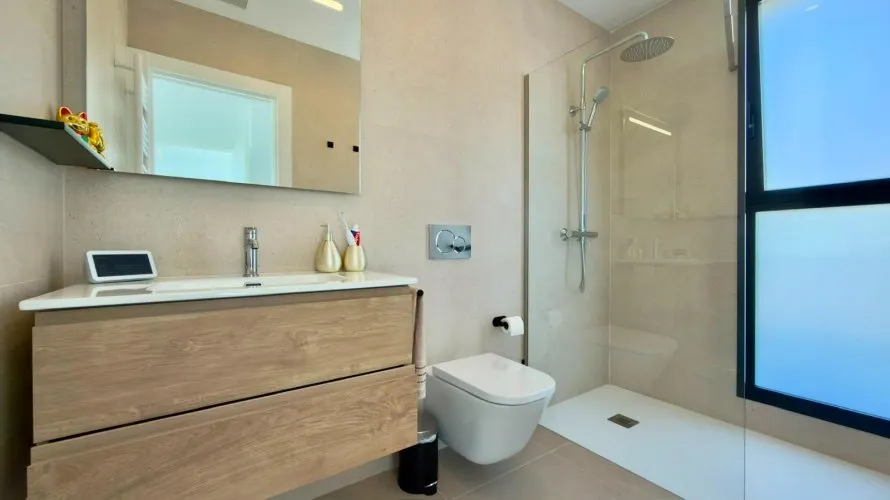 Villa de 3 dormitorios en Finestrat, Spain No. 1054 № 18