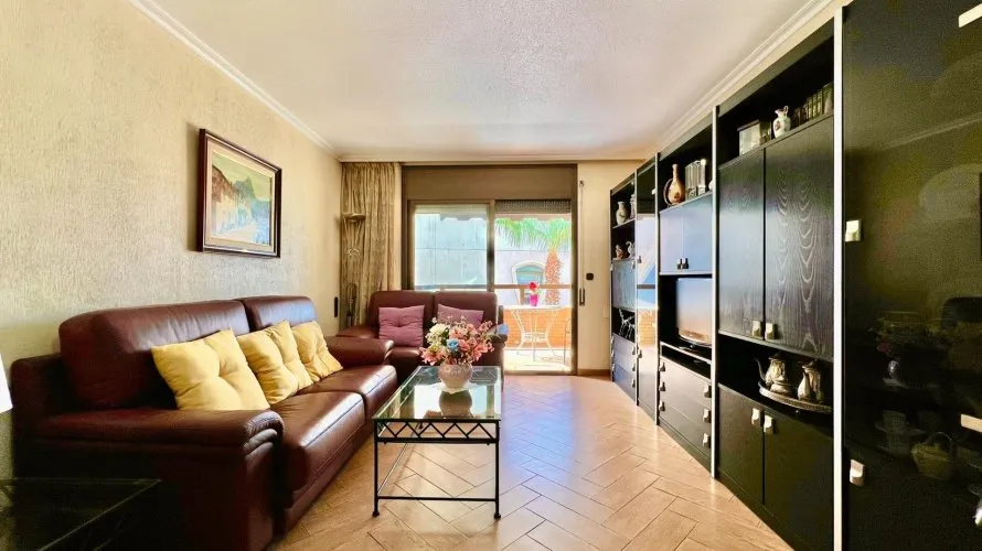 Apartamento de 3 dormitorios en Torrevieja, Spain No. 156 № 13