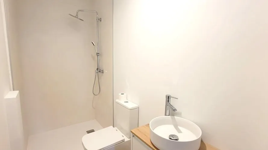 Apartamento de 1 dormitorio en Madrid, Spain No. 598 № 3