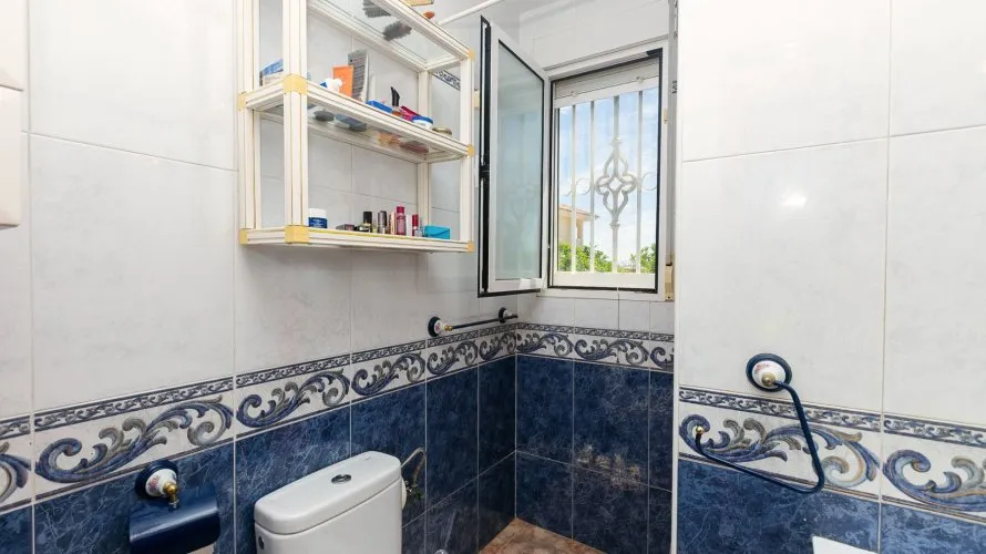 Villa de 158m² en Cabo Roig, Spain No. 1166 № 1
