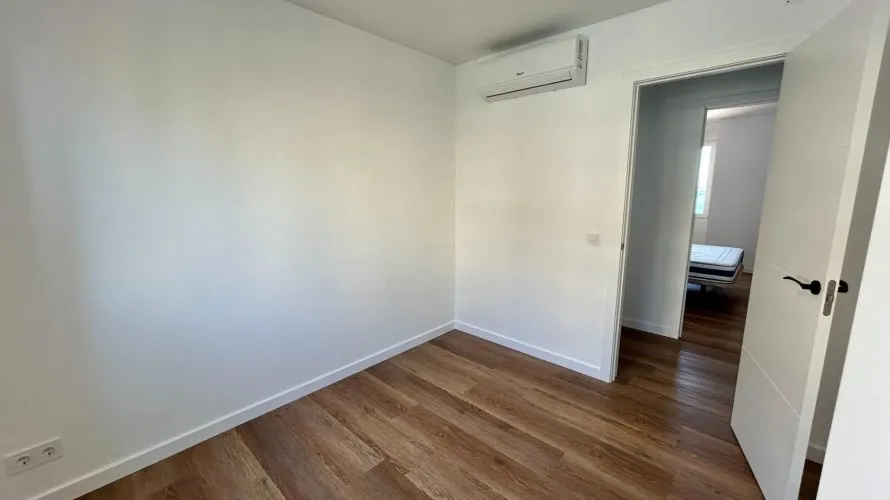 Apartamento de 2 dormitorios en Torrevieja, Spain No. 150 № 26