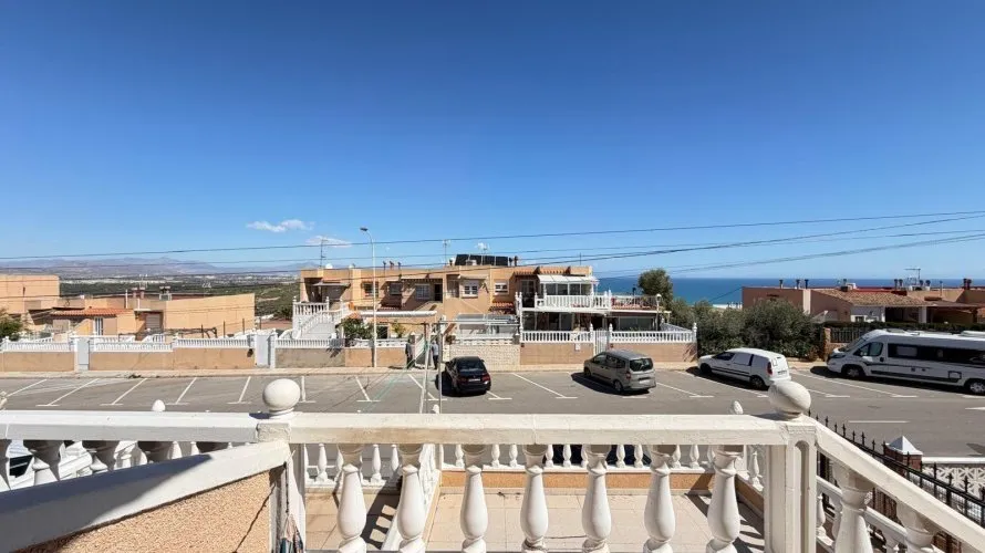 Сasa de 3 dormitorios en Gran Alacant, Spain No. 1073 № 22