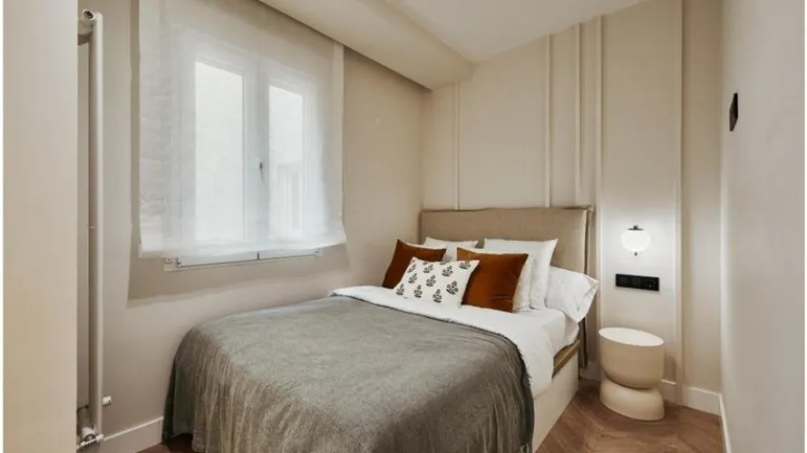 Apartamento de 3 dormitorios en Madrid, Spain No. 801 № 17