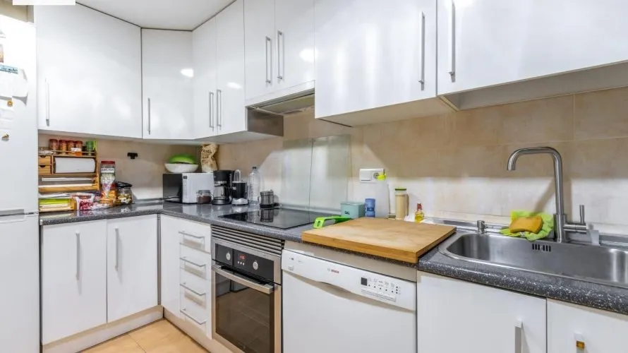 Apartamento de 3 dormitorios en Alicante, Spain No. 938 № 20